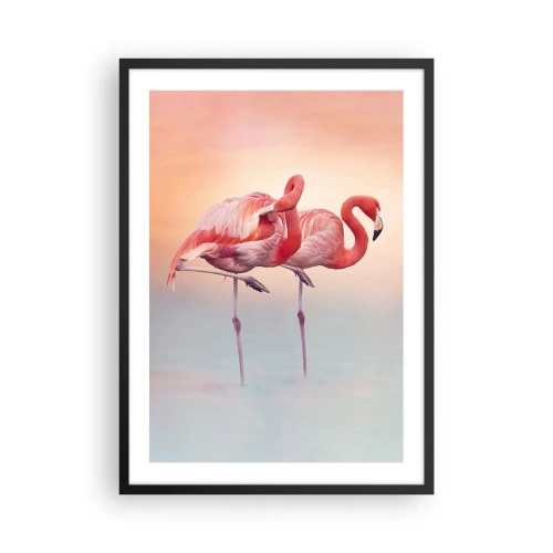 Póster en marco negro - Flamencos sobre un fondo de atardecer pastel - 50x70cm - Elegancia bajo el sol de poniente - Decoración de pared moderna para salón y dormitorio ARTTOR