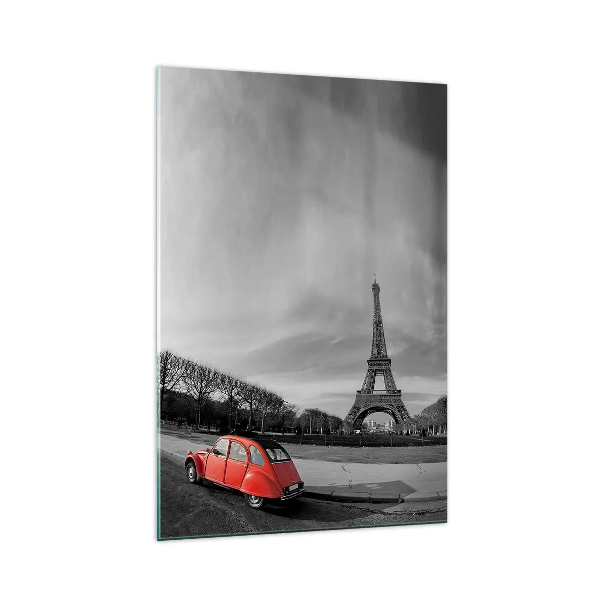 Cuadro sobre vidrio - Impresiones sobre Vidrio - Un coche rojo con la Torre Eiffel al fondo en un paisaje en blanco y negro. - 70x100cm - Más parisino que el propio París - Decoración de pared moderna para salón y dormitorio ARTTOR