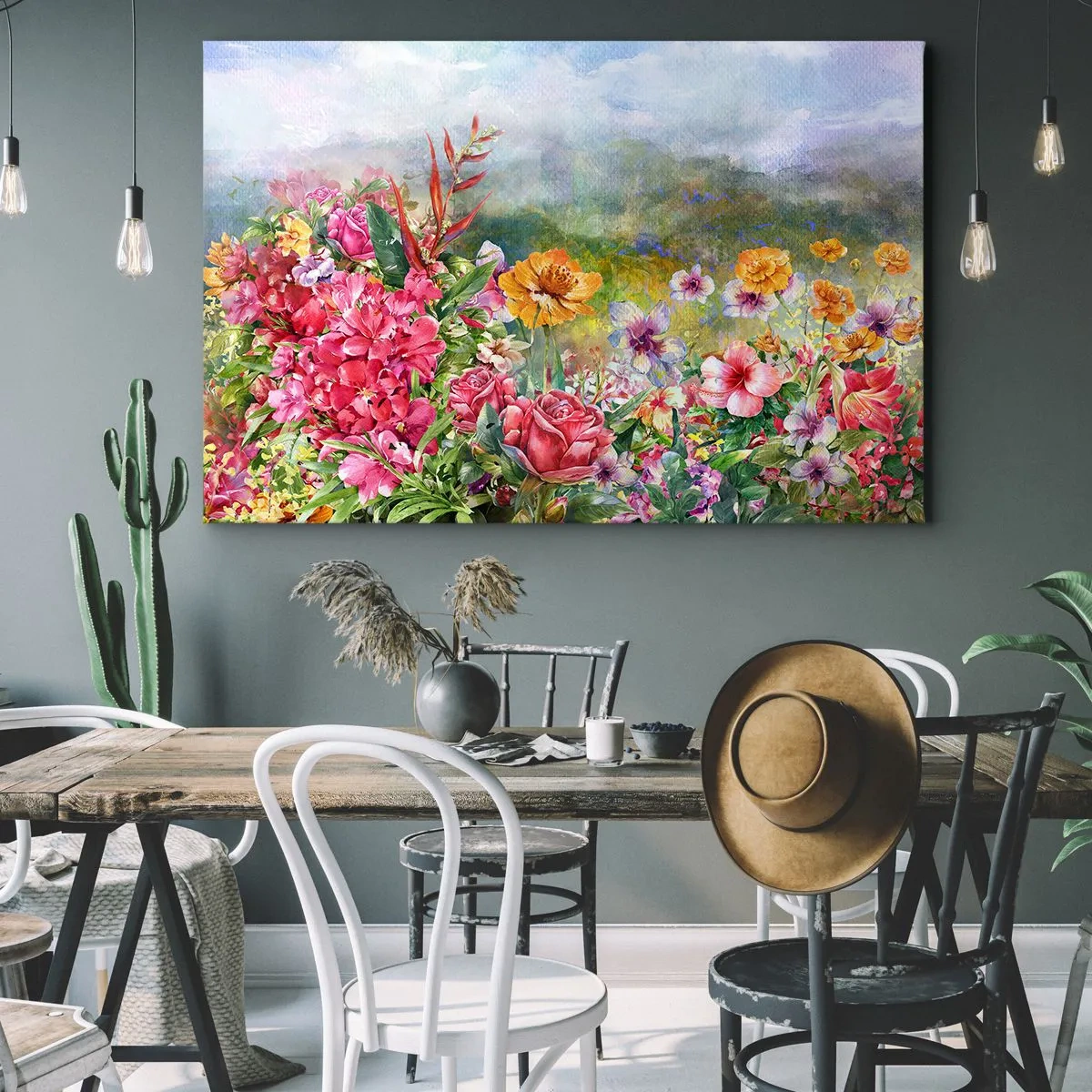 Cuadro sobre lienzo - Impresión de Imagen - Una colorida composición de flores sobre un fondo de paisaje de color pastel. - 120x80cm - Un jardín enloquecido - Decoración de pared moderna para salón y dormitorio ARTTOR