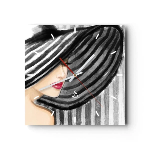 Reloj de pared - Reloj de vidrio - Mujer con un sombrero blanco y negro con acento rojo. - 30x30cm - ¿Dónde puedo encontrarte? - Decoración de pared moderna para salón y dormitorio ARTTOR