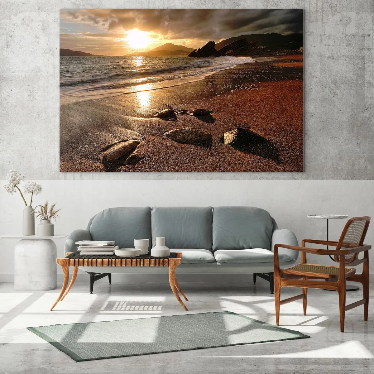 Cuadro sobre vidrio - Impresiones sobre Vidrio - Puesta de sol sobre una playa rocosa y colinas - 70x50cm - Sigue el sol hacia las colinas - Decoración de pared moderna para salón y dormitorio ARTTOR