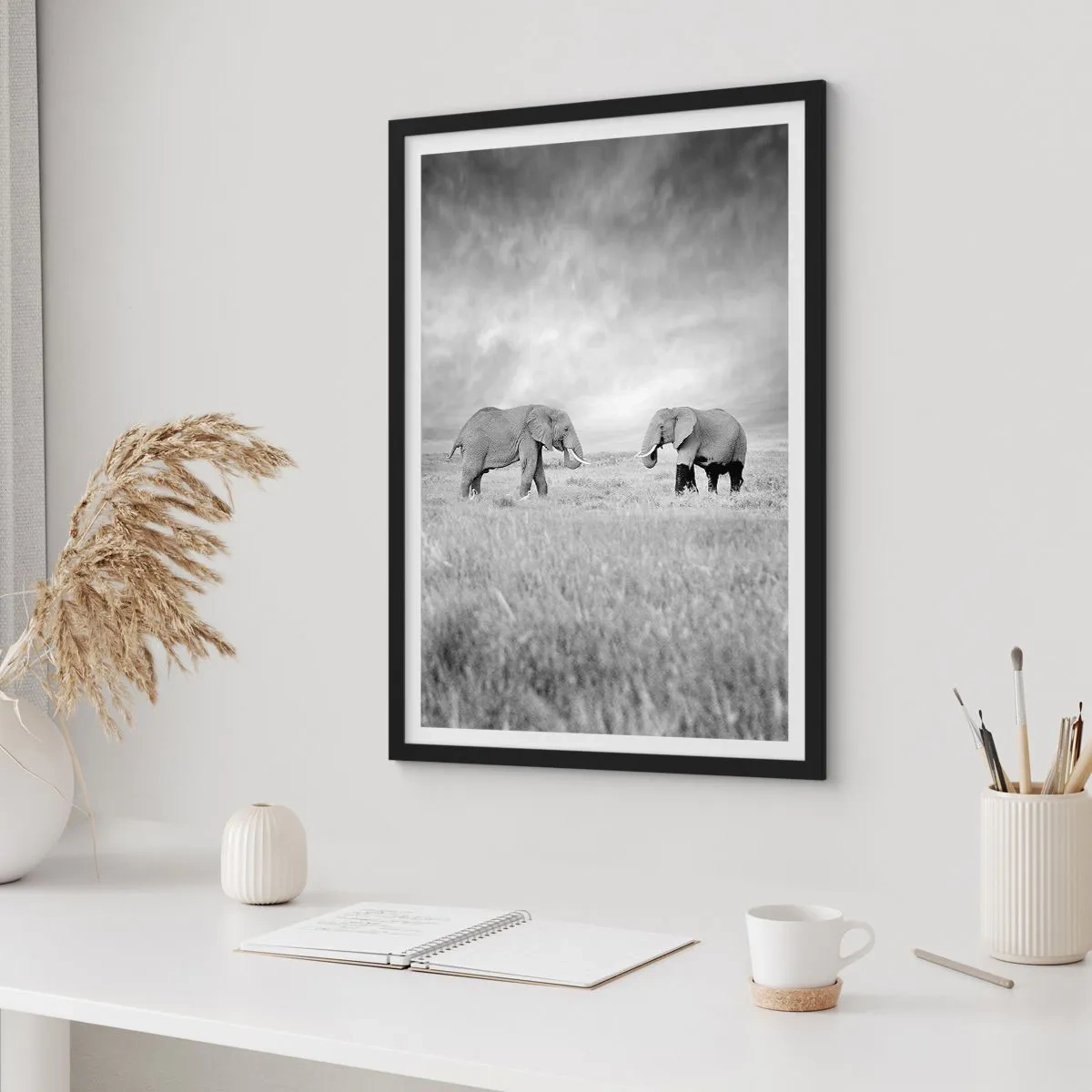 Póster en marco negro - El gris es hermoso - 40x50 cm