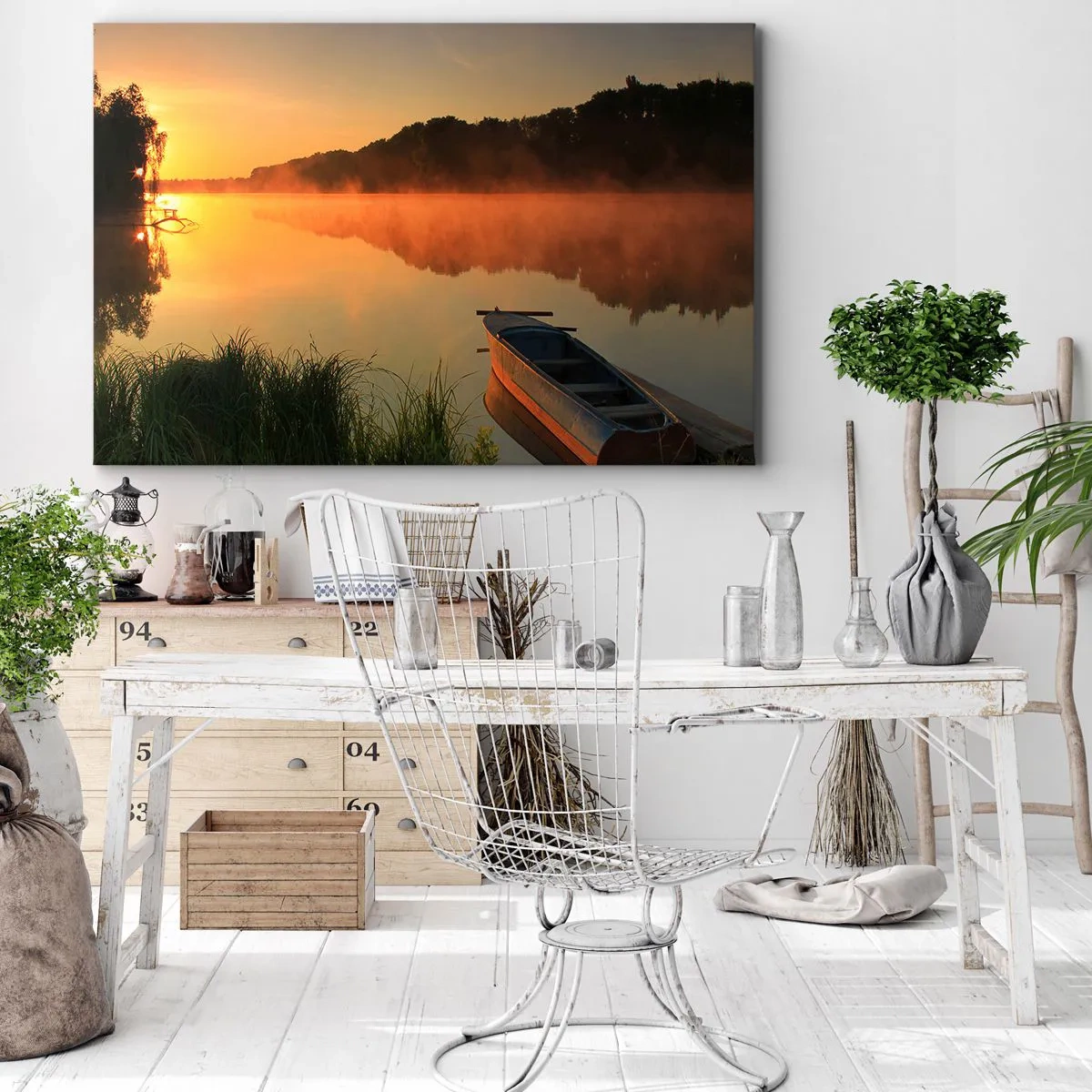 Cuadro sobre lienzo - Impresión de Imagen - Niebla matutina sobre el río con un barco bajo los rayos del sol. - 120x80cm - Amanecer sobre el agua como la superficie de un espejo - Decoración de pared moderna para salón y dormitorio ARTTOR