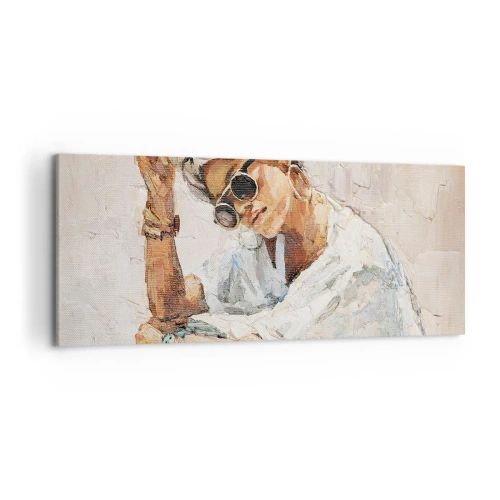 Cuadro sobre lienzo - Impresión de Imagen - Retrato de una mujer con gafas de sol contra una pared clara. - 120x50cm - Retrato a pleno sol - Decoración de pared moderna para salón y dormitorio ARTTOR
