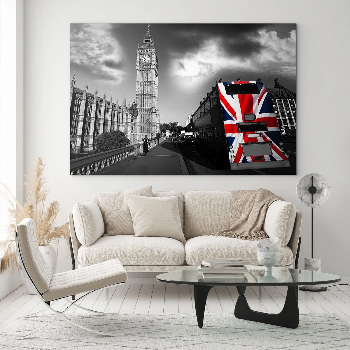 Cuadro sobre vidrio - Impresiones sobre Vidrio - El Big Ben y un autobús con bandera británica - 120x80cm - Orgullosa y grandiosa - Decoración de pared moderna para salón y dormitorio ARTTOR