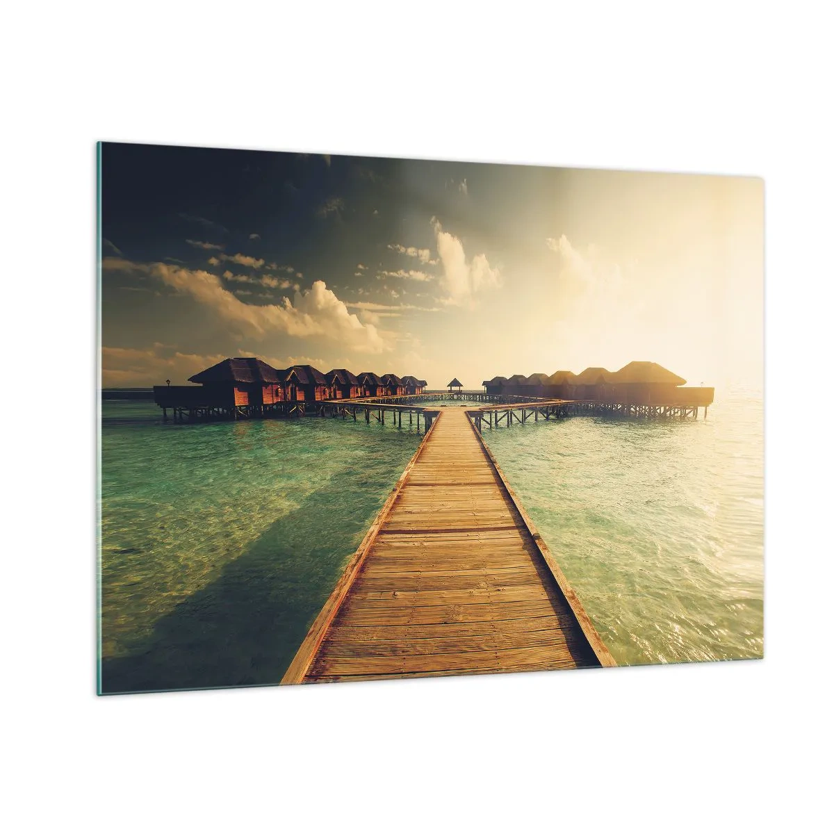 Cuadro sobre vidrio - Impresiones sobre Vidrio - El muelle que conduce a las cabañas frente al mar al atardecer. - 100x70cm - Una cálida invitación - Decoración de pared moderna para salón y dormitorio ARTTOR