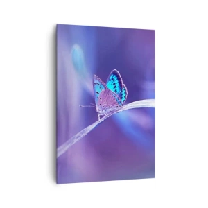 Cuadro sobre lienzo - Impresión de Imagen - Una delicada mariposa azul sobre un tallo en luz violeta. - 70x100cm - Una joya de la naturaleza - Decoración de pared moderna para salón y dormitorio ARTTOR