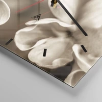 Esfera sin numeración, con rayas