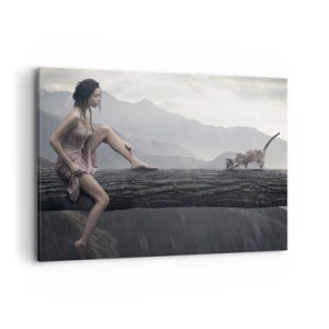 Cuadro sobre lienzo - Impresión de Imagen - Una mujer y un gato en el tronco de un árbol bajo la lluvia con vistas a las montañas. - 120x80cm - Picos de belleza - Decoración de pared moderna para salón y dormitorio ARTTOR