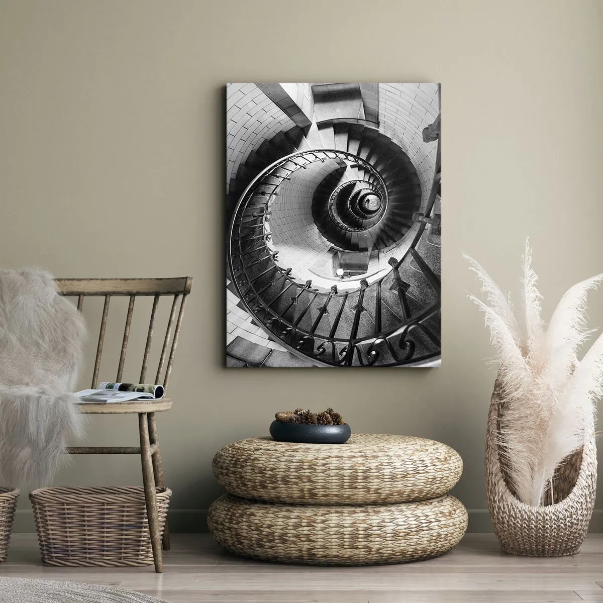Cuadro sobre lienzo - Impresión de Imagen - Fotografía en blanco y negro de una escalera de caracol con perspectiva de arriba hacia abajo. - 80x120cm - Cada vez más alto - Decoración de pared moderna para salón y dormitorio ARTTOR