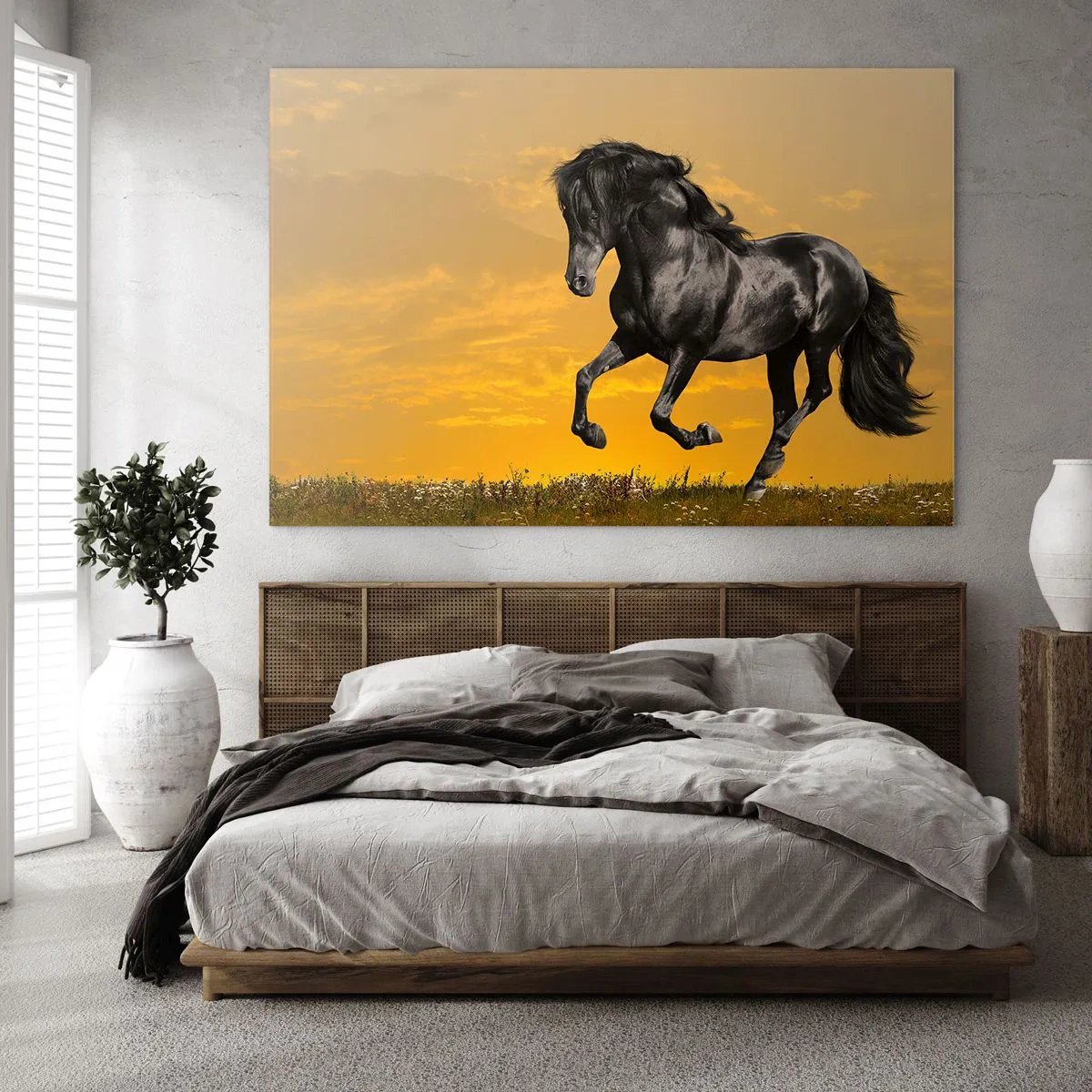 Cuadro sobre vidrio - Impresiones sobre Vidrio - Un caballo negro galopando contra el sol poniente. - 100x70cm - Hermoso, libre y salvaje - Decoración de pared moderna para salón y dormitorio ARTTOR
