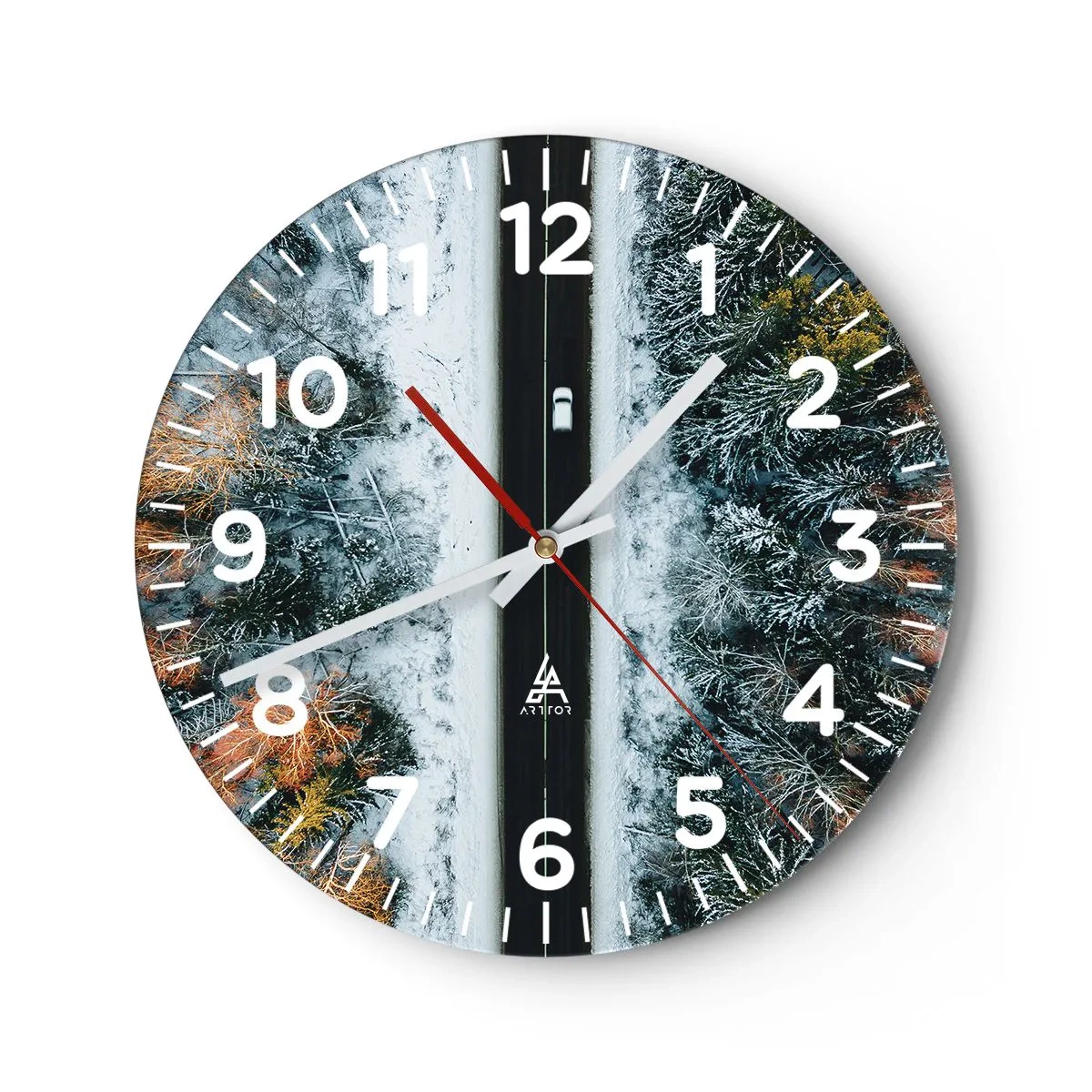 Reloj de pared - Reloj de vidrio - Atravesar el bosque en invierno - 40x40 cm
