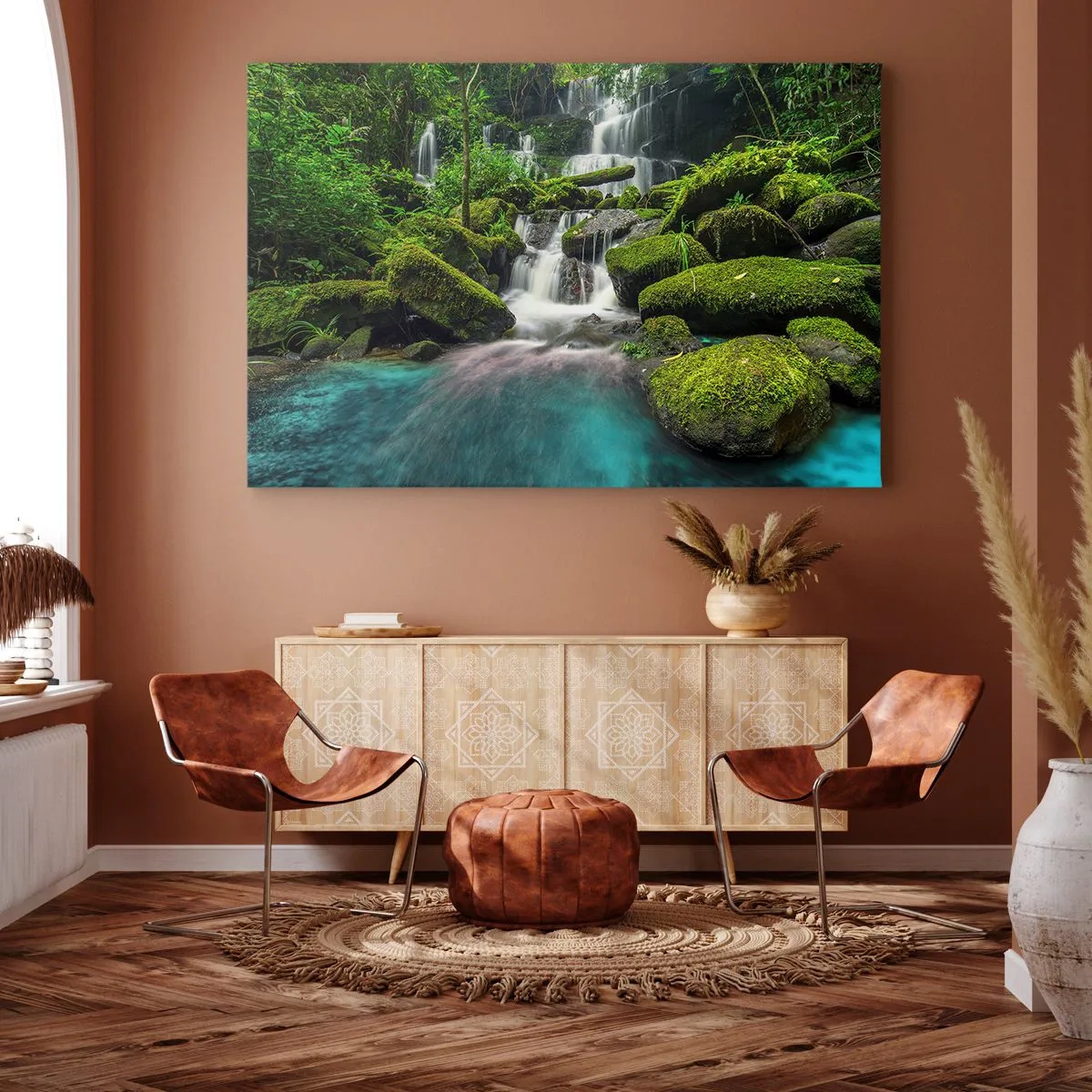 Cuadro sobre lienzo - Impresión de Imagen - Una cascada tropical rodeada de vegetación y agua turquesa. - 70x50cm - Turquesa, zafiro y plata líquida - Decoración de pared moderna para salón y dormitorio ARTTOR