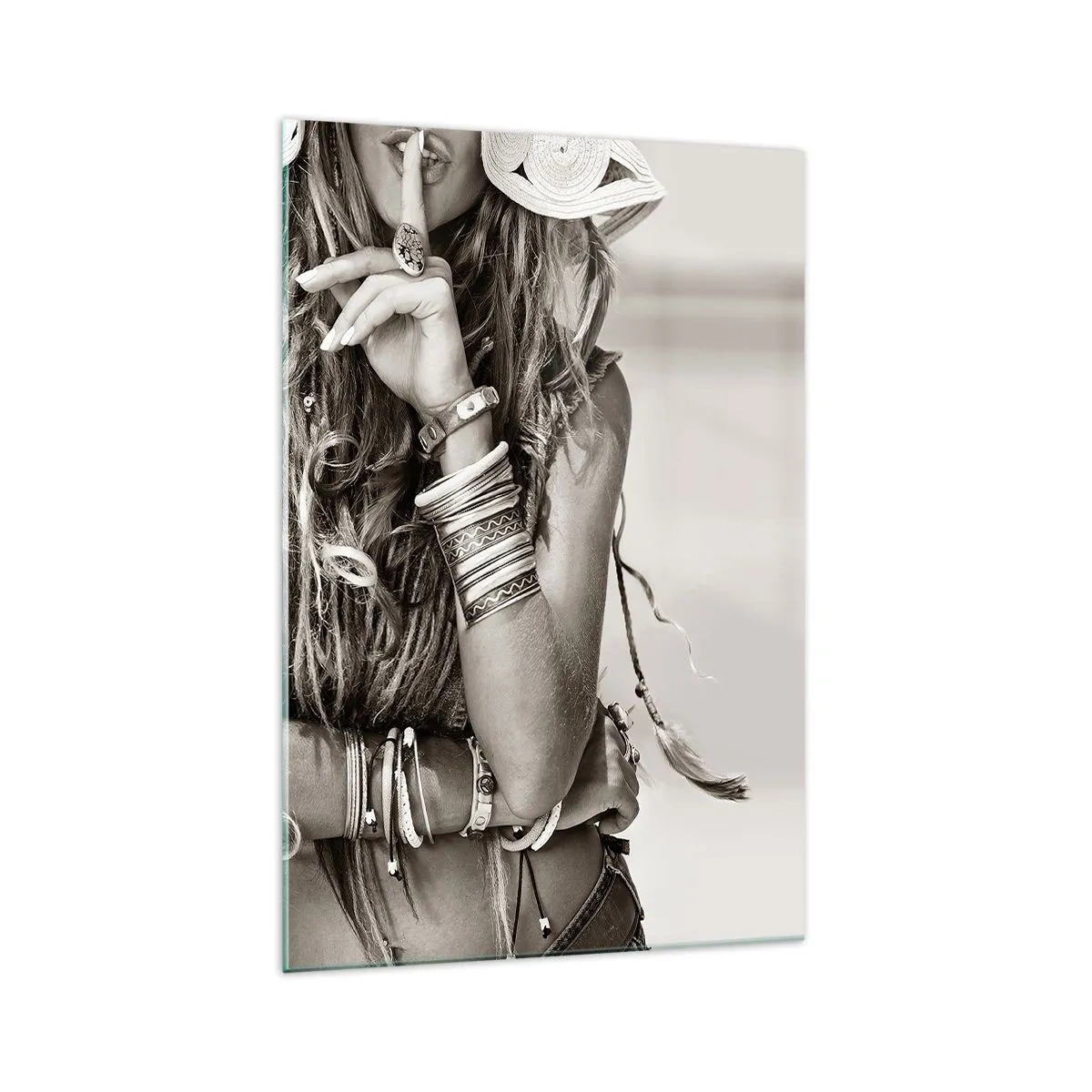 Cuadro sobre vidrio - Impresiones sobre Vidrio - Retrato de una mujer boho con joyas. - 70x100cm - Libertad natural - Decoración de pared moderna para salón y dormitorio ARTTOR