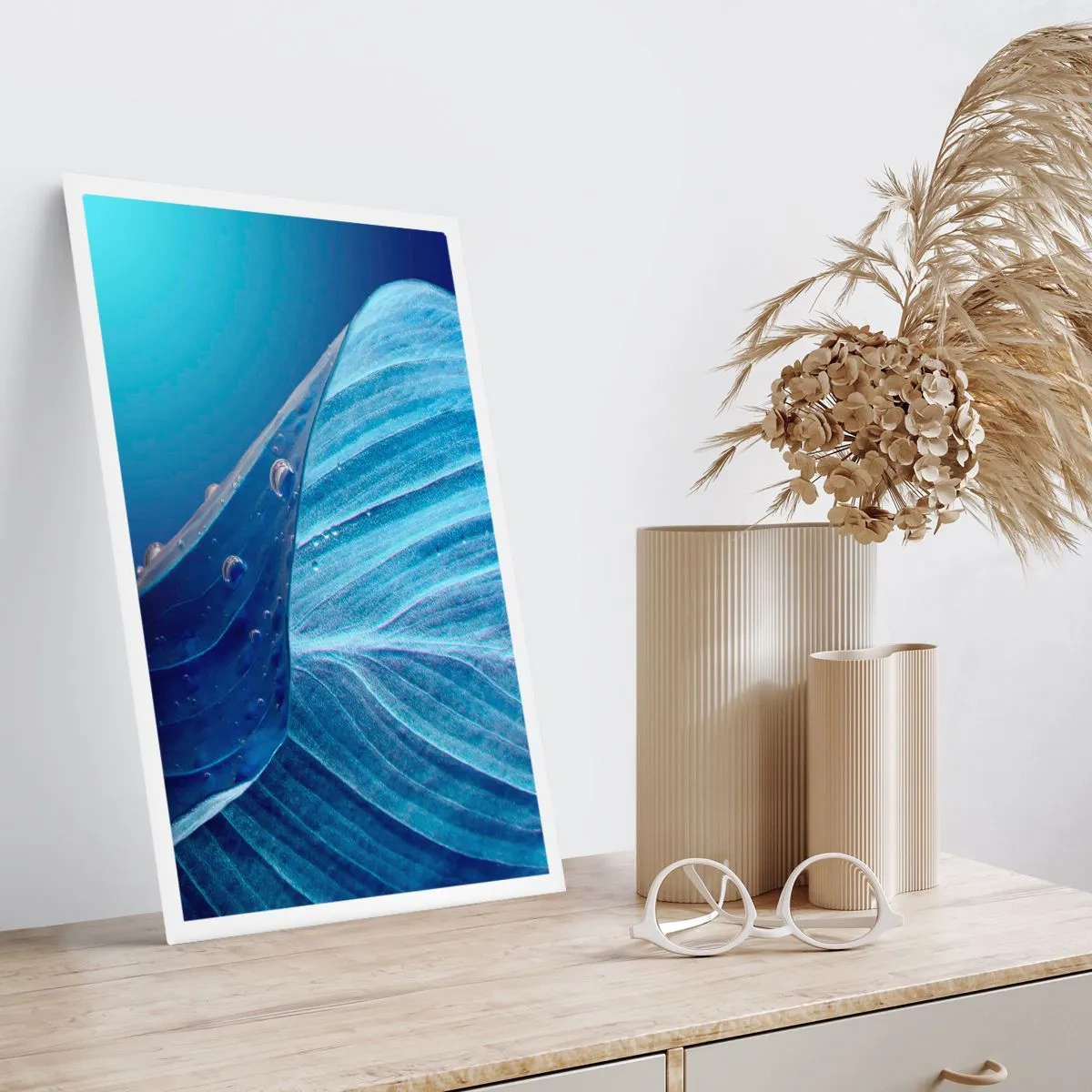 Póster - Gotas ocultas de azul - 70x100 cm