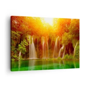 Cuadro sobre lienzo - Impresión de Imagen - Cascadas rodeadas de vegetación bajo el resplandor del sol poniente. - 70x50cm - Sol y sombra - Decoración de pared moderna para salón y dormitorio ARTTOR