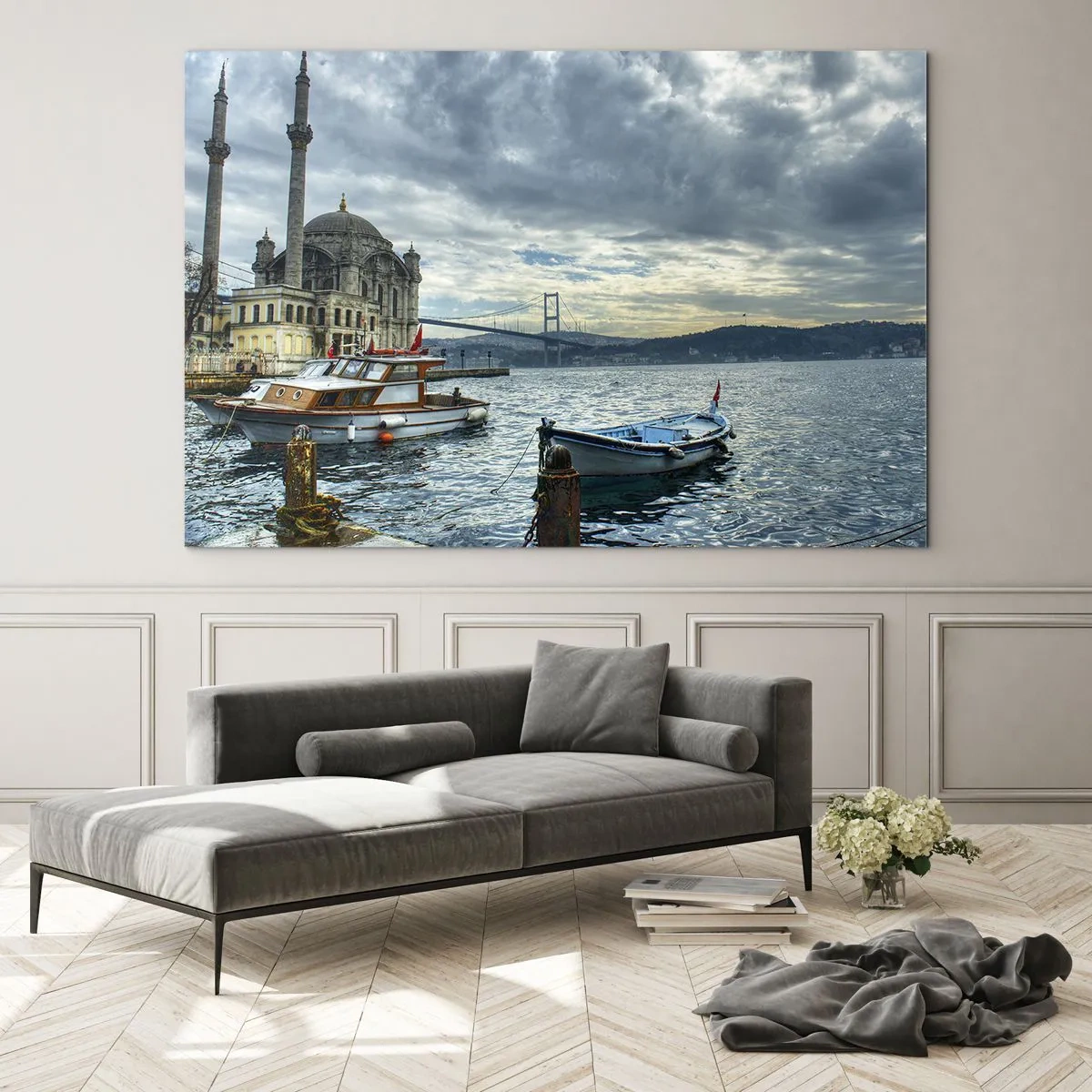 Cuadro sobre vidrio - Impresiones sobre Vidrio - Vista de la mezquita, el puente y los barcos en el muelle. - 120x80cm - En el límite del mundo - Decoración de pared moderna para salón y dormitorio ARTTOR
