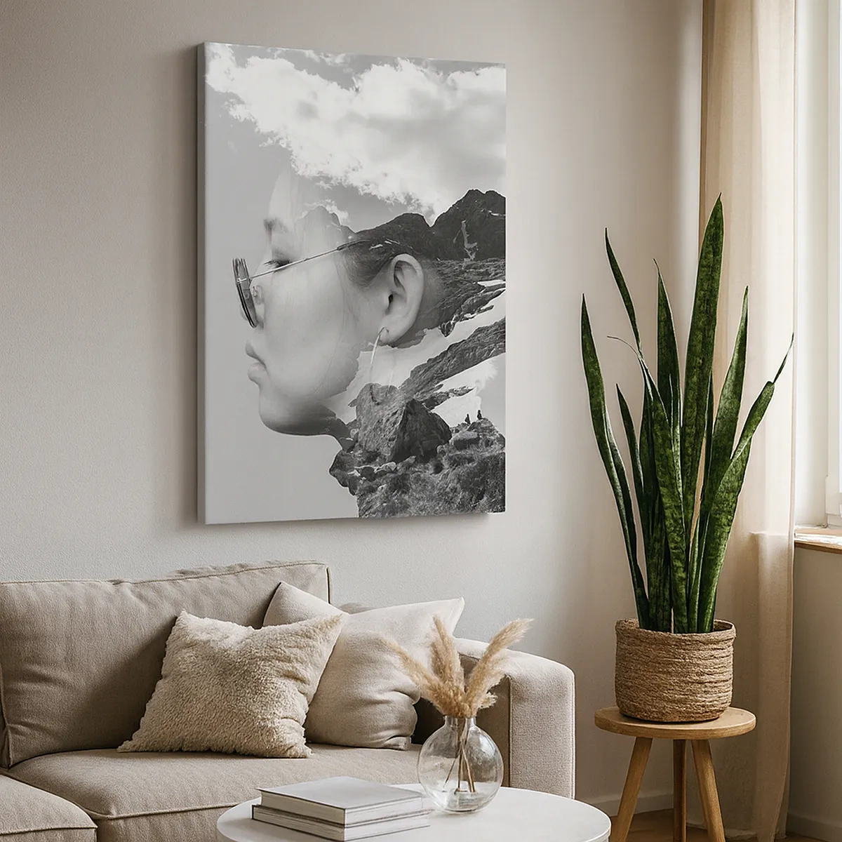 Cuadro sobre lienzo - Impresión de Imagen - Una composición en blanco y negro con la silueta de una mujer y un paisaje de montaña. - 50x70cm - Retrato sobre montañas y nubes - Decoración de pared moderna para salón y dormitorio ARTTOR