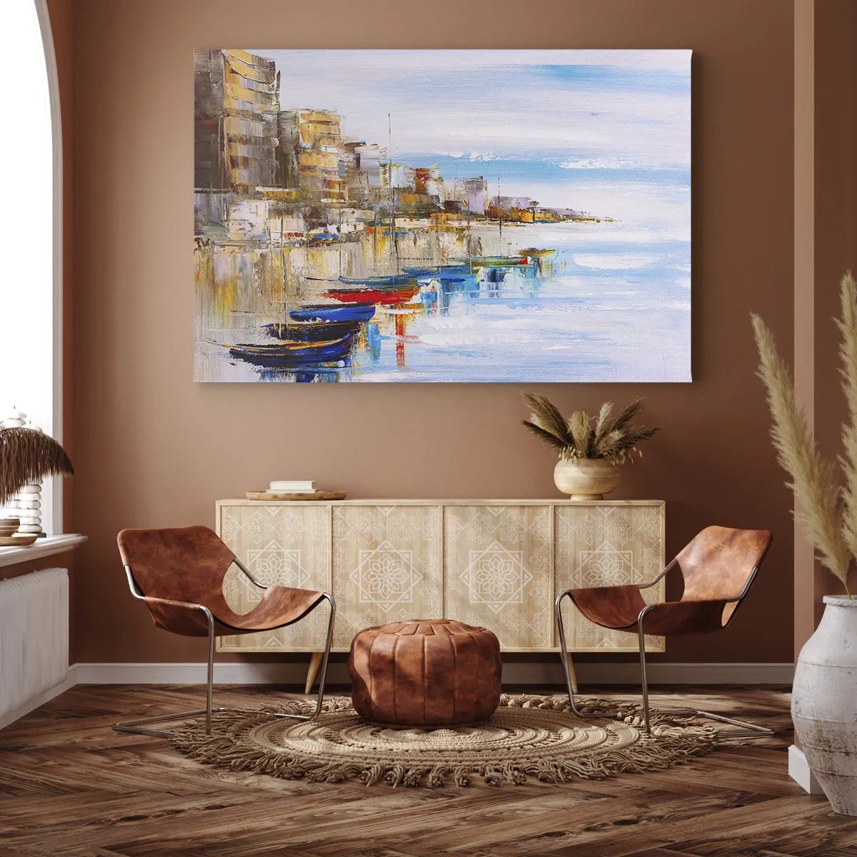 Cuadro sobre lienzo - Impresión de Imagen - Barcos coloridos en la orilla con vistas al horizonte de la ciudad - 100x70cm - Puerto urbano multicolor - Decoración de pared moderna para salón y dormitorio ARTTOR