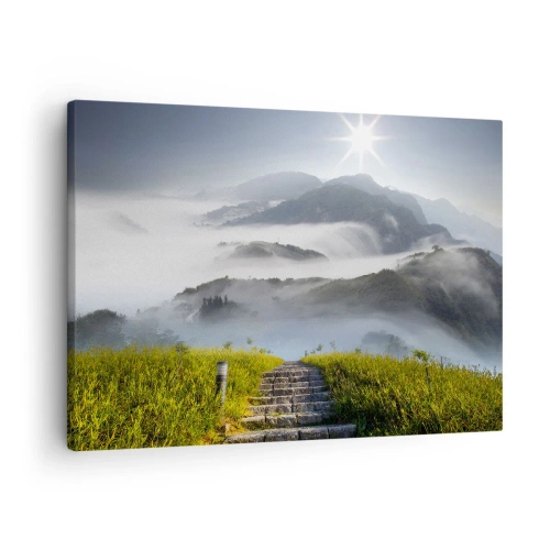 Cuadro sobre lienzo - Impresión de Imagen - Escaleras de piedra que suben a través de las montañas envueltas en la niebla matutina. - 70x50cm - Todavía en las nubes - Decoración de pared moderna para salón y dormitorio ARTTOR