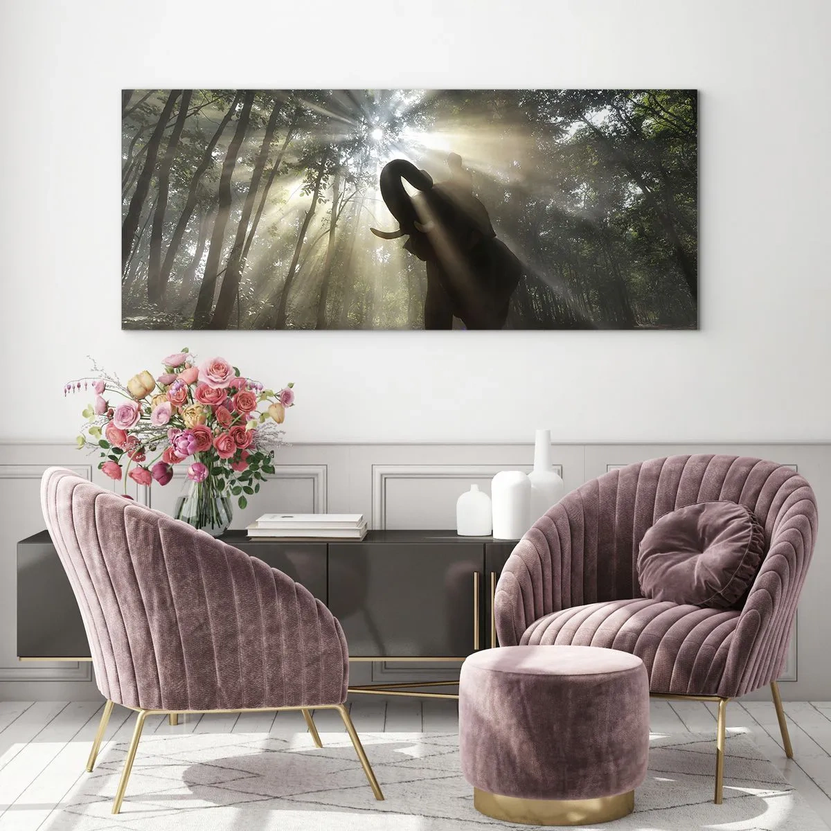 Cuadro sobre vidrio - Impresiones sobre Vidrio - Un elefante en el bosque rodeado de rayos de luz en la niebla de la mañana. - 160x50cm - Bajo una estrella de la suerte - Decoración de pared moderna para salón y dormitorio ARTTOR