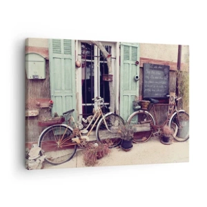 Cuadro sobre lienzo - Impresión de Imagen - Bicicletas antiguas frente a una puerta de madera con contraventanas en tonos pastel. - 70x50cm - La vida rural - Decoración de pared moderna para salón y dormitorio ARTTOR
