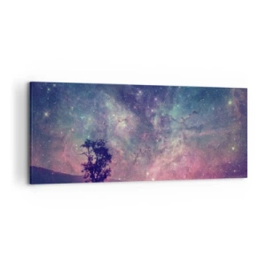 Cuadro sobre lienzo - Impresión de Imagen - Un árbol contra un cielo estrellado en colores púrpura y azul. - 120x50cm - Bajo un cielo mágico - Decoración de pared moderna para salón y dormitorio ARTTOR