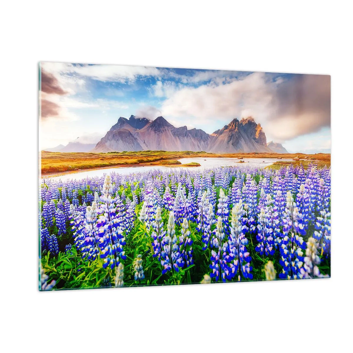 Cuadro sobre vidrio - Impresiones sobre Vidrio - Un paisaje de montaña con un prado florido y picos majestuosos. - 120x80cm - La fuerza y la severidad junto a la dulzura - Decoración de pared moderna para salón y dormitorio ARTTOR