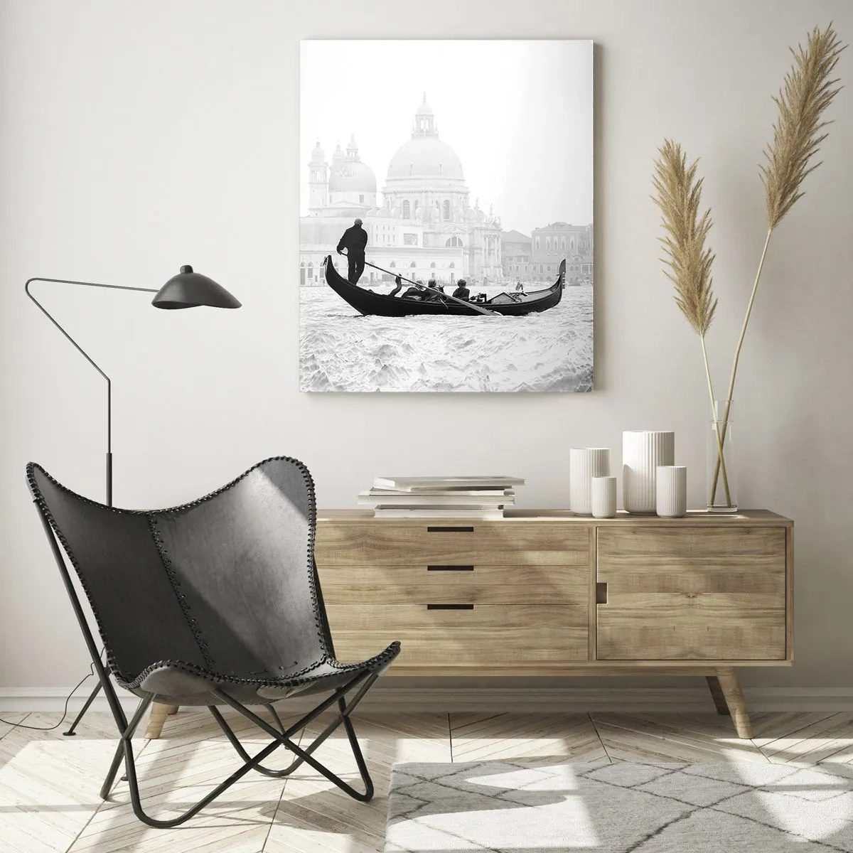 Cuadro sobre vidrio - Impresiones sobre Vidrio - Una góndola con la basílica al fondo en blanco y negro. - 70x100cm - Un viaje a la fuente de la belleza - Decoración de pared moderna para salón y dormitorio ARTTOR