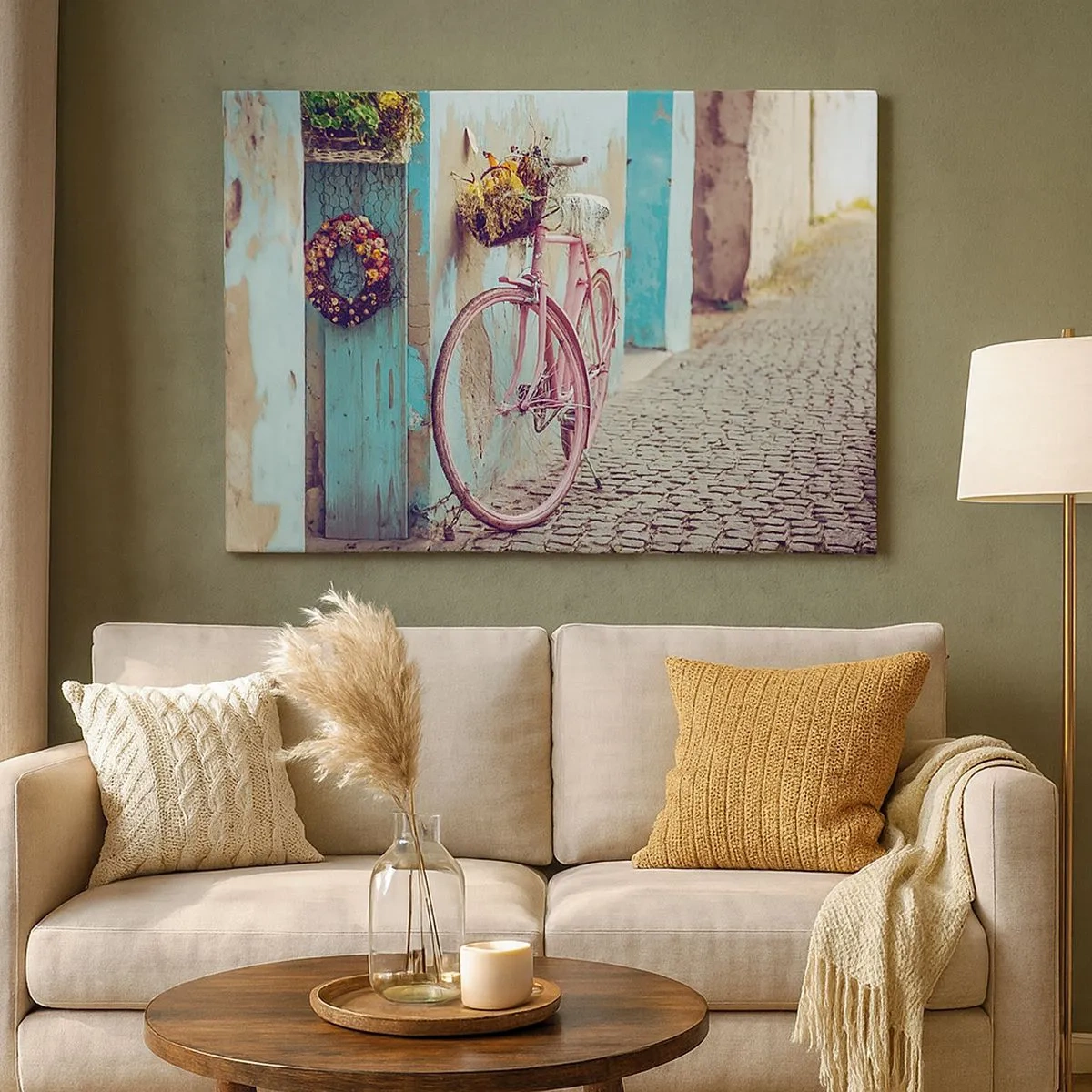 Cuadro sobre lienzo - Impresión de Imagen - Una bicicleta rosa junto a una puerta turquesa. - 70x50cm - Ahora mismo vuelvo - Decoración de pared moderna para salón y dormitorio ARTTOR