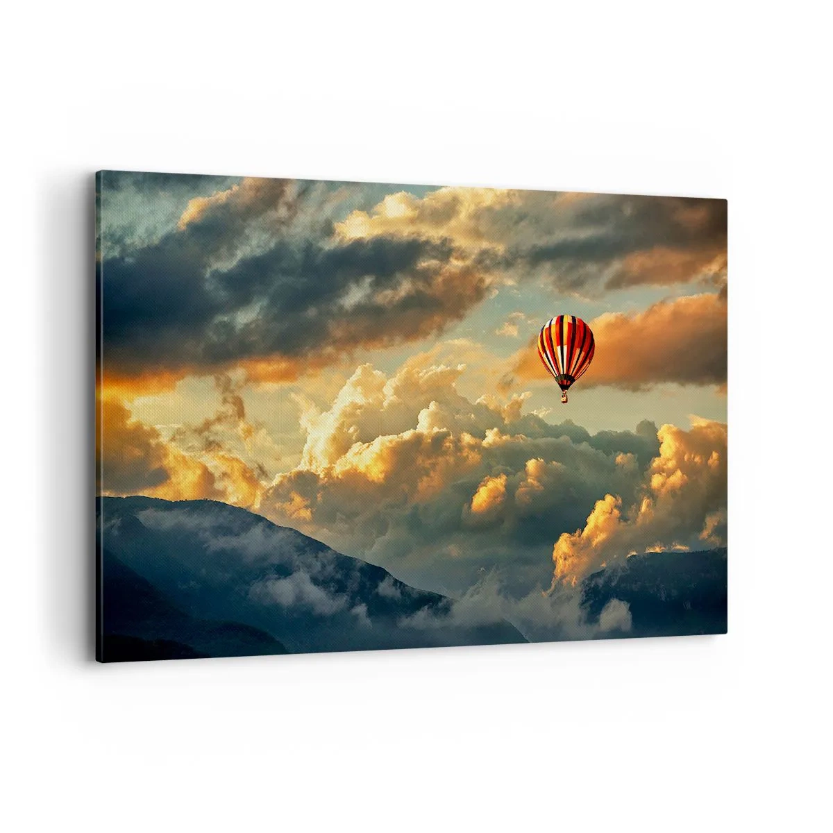 Cuadro sobre lienzo - Impresión de Imagen - Un globo contra un fondo de nubes dramáticas. - 120x80cm - Vuelo porque quiero - Decoración de pared moderna para salón y dormitorio ARTTOR