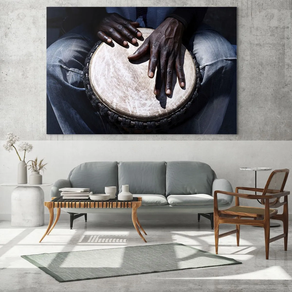 Cuadro sobre vidrio - Impresiones sobre Vidrio - Primer plano de unas manos tocando un tambor djembé - 70x50cm - Vive a tu ritmo - Decoración de pared moderna para salón y dormitorio ARTTOR