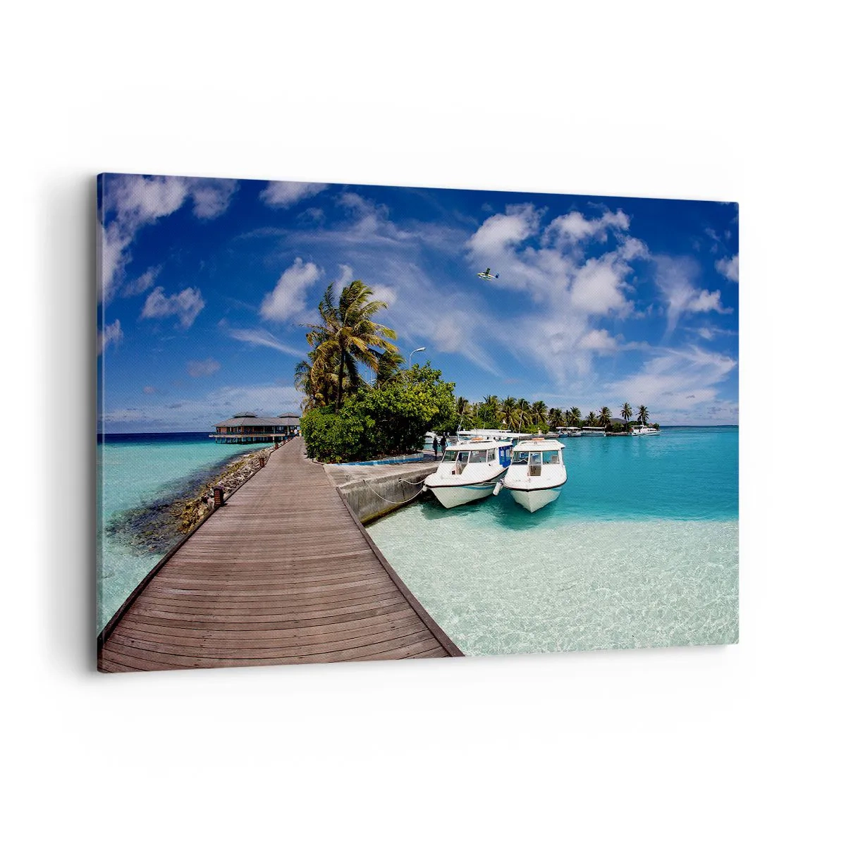 Cuadro sobre lienzo - Impresión de Imagen - Un embarcadero sobre un mar turquesa con barcos y palmeras. - 120x80cm - Y sin embargo el paraíso existe - Decoración de pared moderna para salón y dormitorio ARTTOR