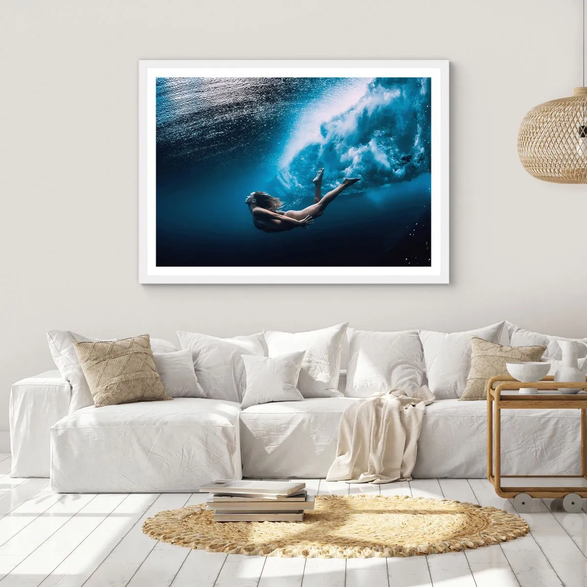 Póster en marco blanco - Una sirena contemporánea - 91x61 cm