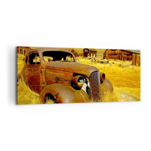 Cuadro sobre lienzo - Impresión de Imagen - Un viejo coche oxidado con el telón de fondo de cabañas de madera abandonadas. - 120x50cm - Un merecido descanso - Decoración de pared moderna para salón y dormitorio ARTTOR