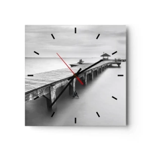 Reloj de pared - Reloj de vidrio - Una vista en blanco y negro de un muelle de madera sobre aguas tranquilas. - 30x30cm - Lejos - Decoración de pared moderna para salón y dormitorio ARTTOR