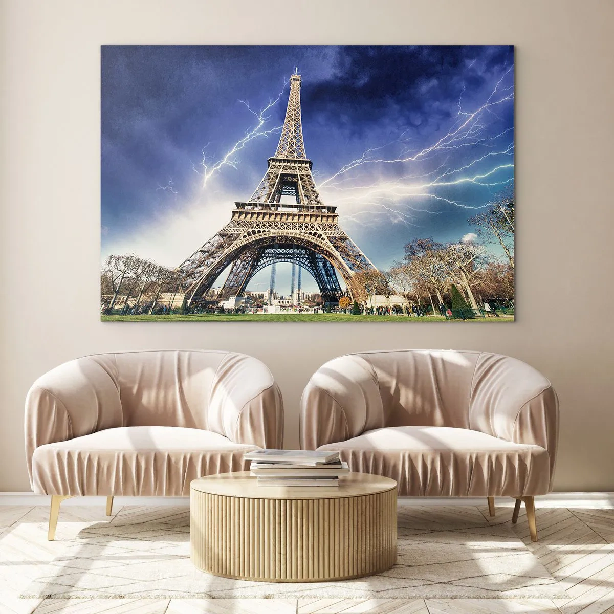 Cuadro sobre vidrio - Impresiones sobre Vidrio - La Torre Eiffel rodeada de rayos en un día nublado. - 100x70cm - Reina sobre las tormentas - Decoración de pared moderna para salón y dormitorio ARTTOR