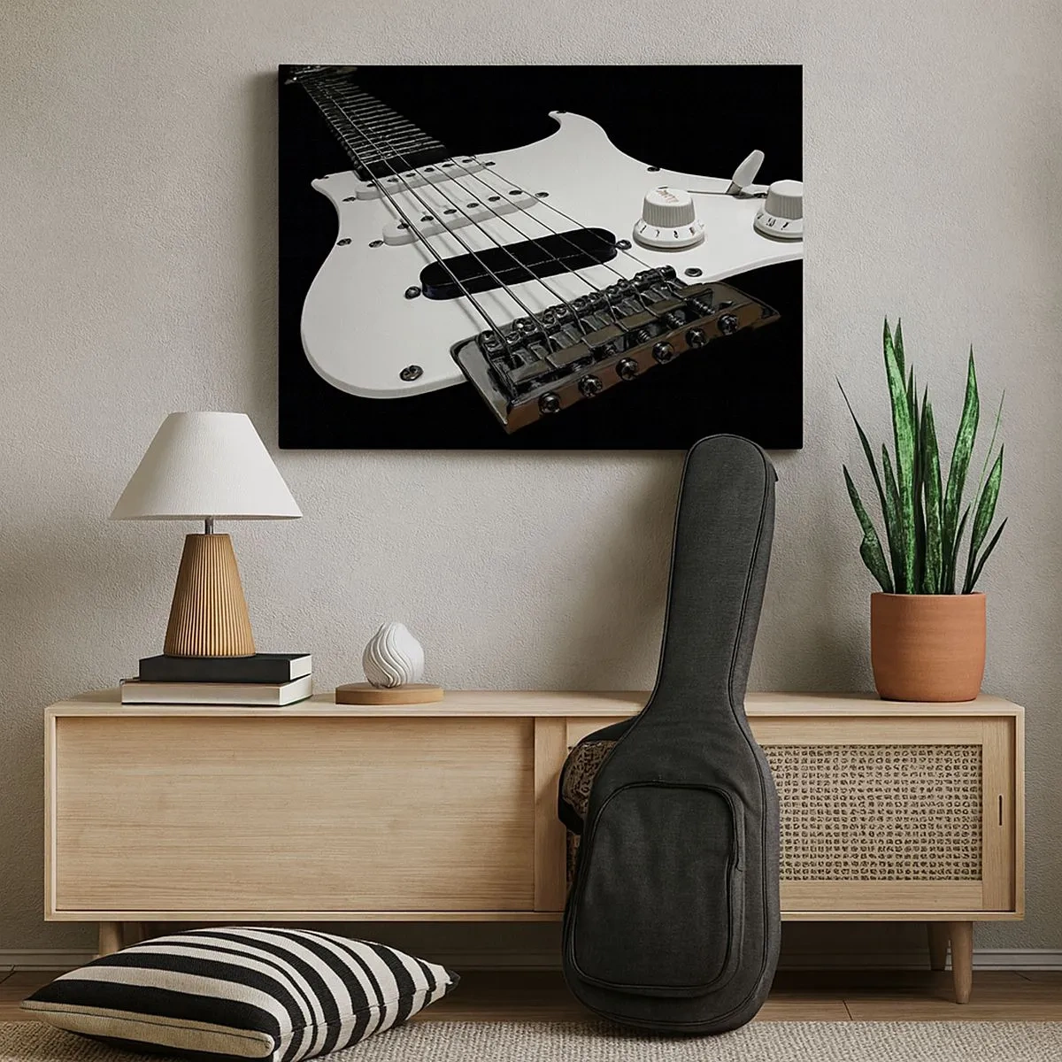 Cuadro sobre lienzo - Impresión de Imagen - Primer plano de una guitarra eléctrica blanca sobre fondo negro. - 70x50cm - Oculto en blanco está el sonido - Decoración de pared moderna para salón y dormitorio ARTTOR