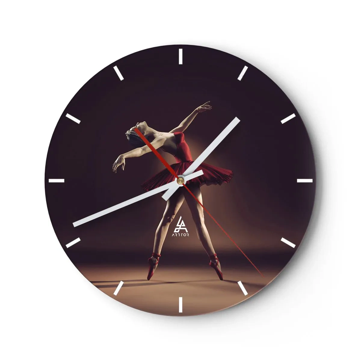 Reloj de pared - Reloj de vidrio - Una bailarina con un vestido rojo en una pose dinámica. - 30x30cm - Primera bailarina - Decoración de pared moderna para salón, cocina y dormitorio ARTTOR