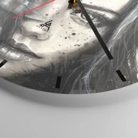 Esfera sin numeración, con rayas