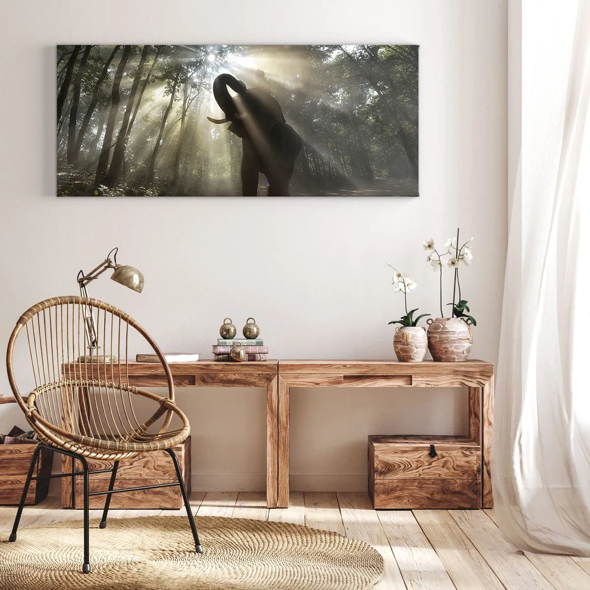 Cuadro sobre lienzo - Impresión de Imagen - Un elefante en el bosque rodeado de rayos de luz en la niebla de la mañana. - 140x50cm - Bajo una estrella de la suerte - Decoración de pared moderna para salón y dormitorio ARTTOR