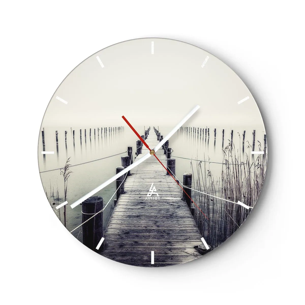 Reloj de pared - Reloj de vidrio - Un embarcadero de madera en un paisaje brumoso sobre el agua. - 30x30cm - Sumergirse en la paz - Decoración de pared moderna para salón, cocina y dormitorio ARTTOR