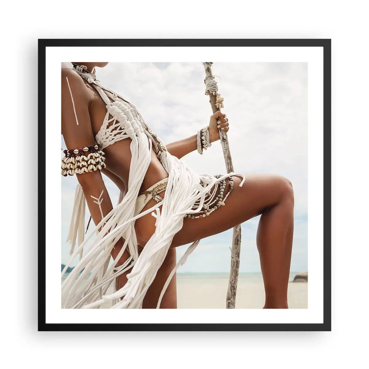 Póster en marco negro - Sacerdotisa del sol - 60x60 cm