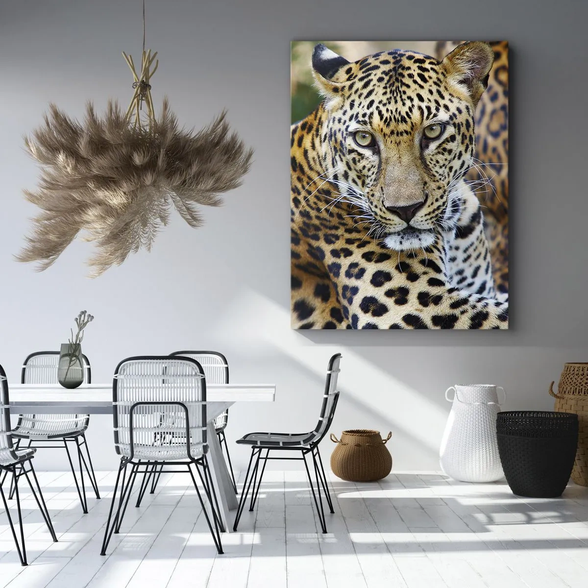 Cuadro sobre lienzo - Impresión de Imagen - Jaguar descansando en un entorno natural con fondo verde. - 50x70cm - Salvaje y tranquilo - Decoración de pared moderna para salón y dormitorio ARTTOR