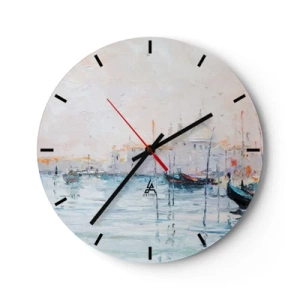 Reloj de pared - Reloj de vidrio - Una pintura impresionista de un puerto con barcos en aguas tranquilas. - 30x30cm - Más allá del agua, más allá de la niebla - Decoración de pared moderna para salón, cocina y dormitorio ARTTOR