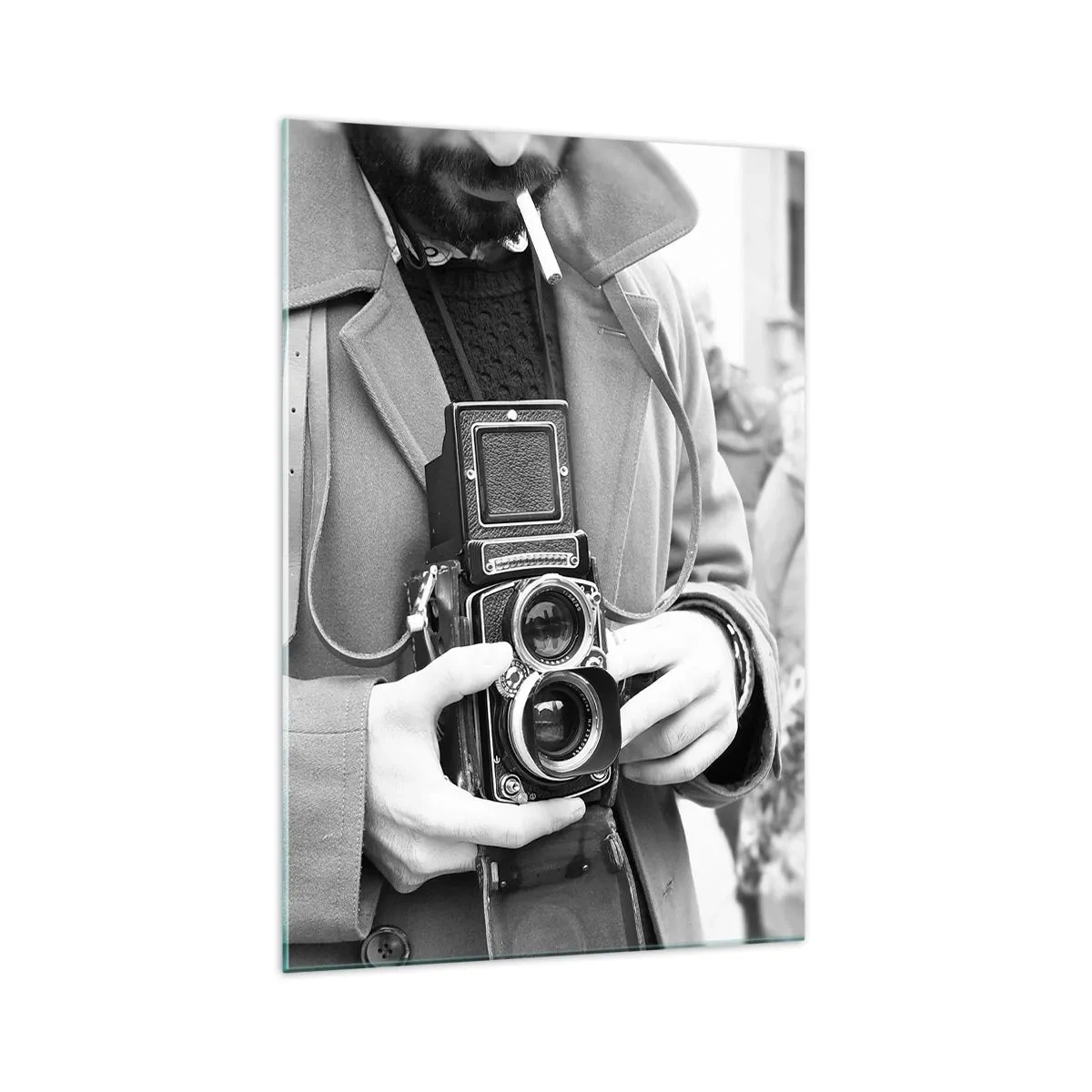 Cuadro sobre vidrio - Impresiones sobre Vidrio - Fotografía en blanco y negro de un hombre con una cámara retro. - 70x100cm - En estilo retro - Decoración de pared moderna para salón y dormitorio ARTTOR