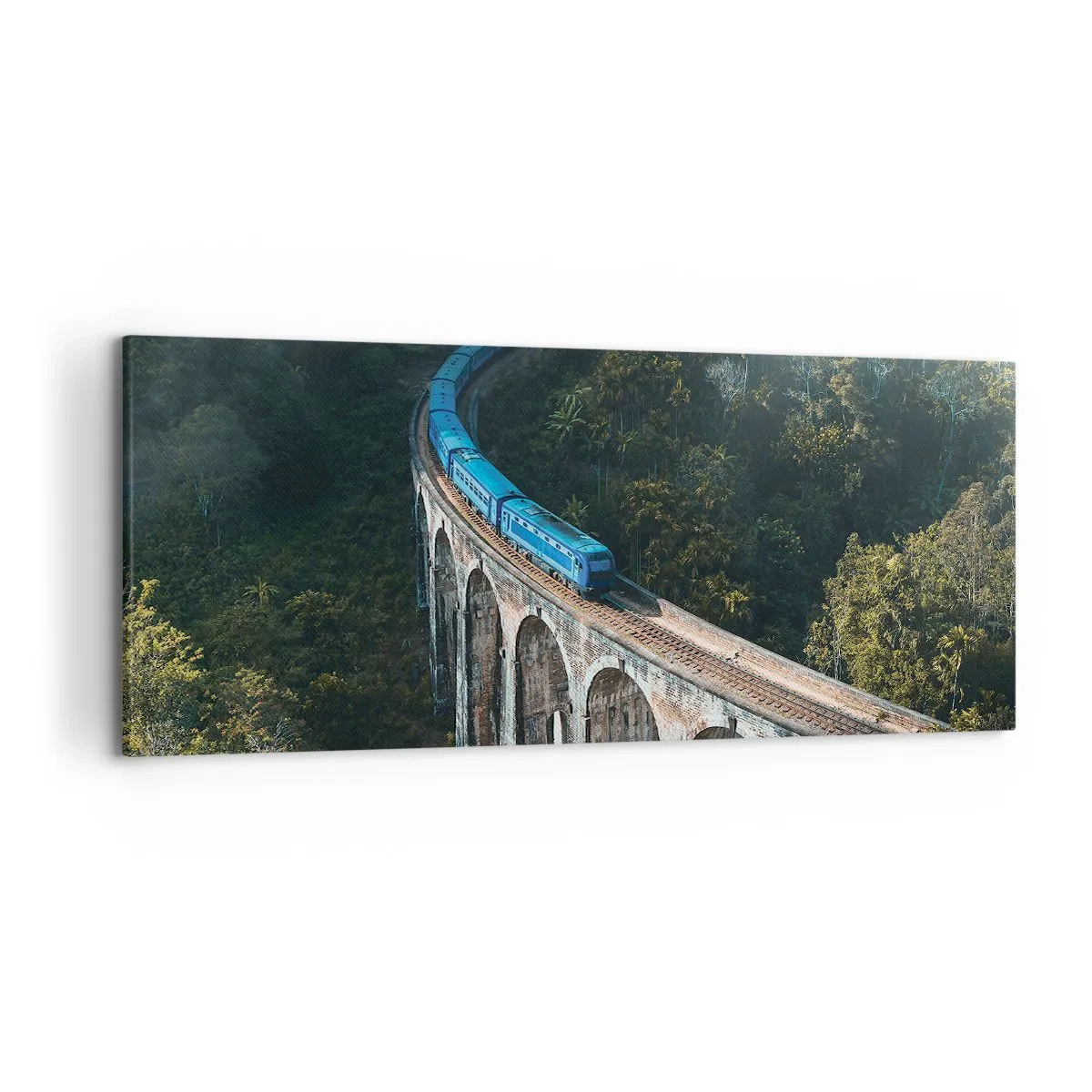Cuadro sobre lienzo - Impresión de Imagen - Un tren azul en un viaducto histórico entre los bosques. - 120x50cm - Vías sobre la naturaleza - Decoración de pared moderna para salón y dormitorio ARTTOR