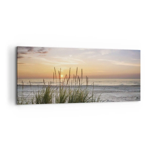 Cuadro sobre lienzo - Impresión de Imagen - Una playa de arena al atardecer con césped al fondo. - 120x50cm - Mira, piensa, siente - Decoración de pared moderna para salón y dormitorio ARTTOR