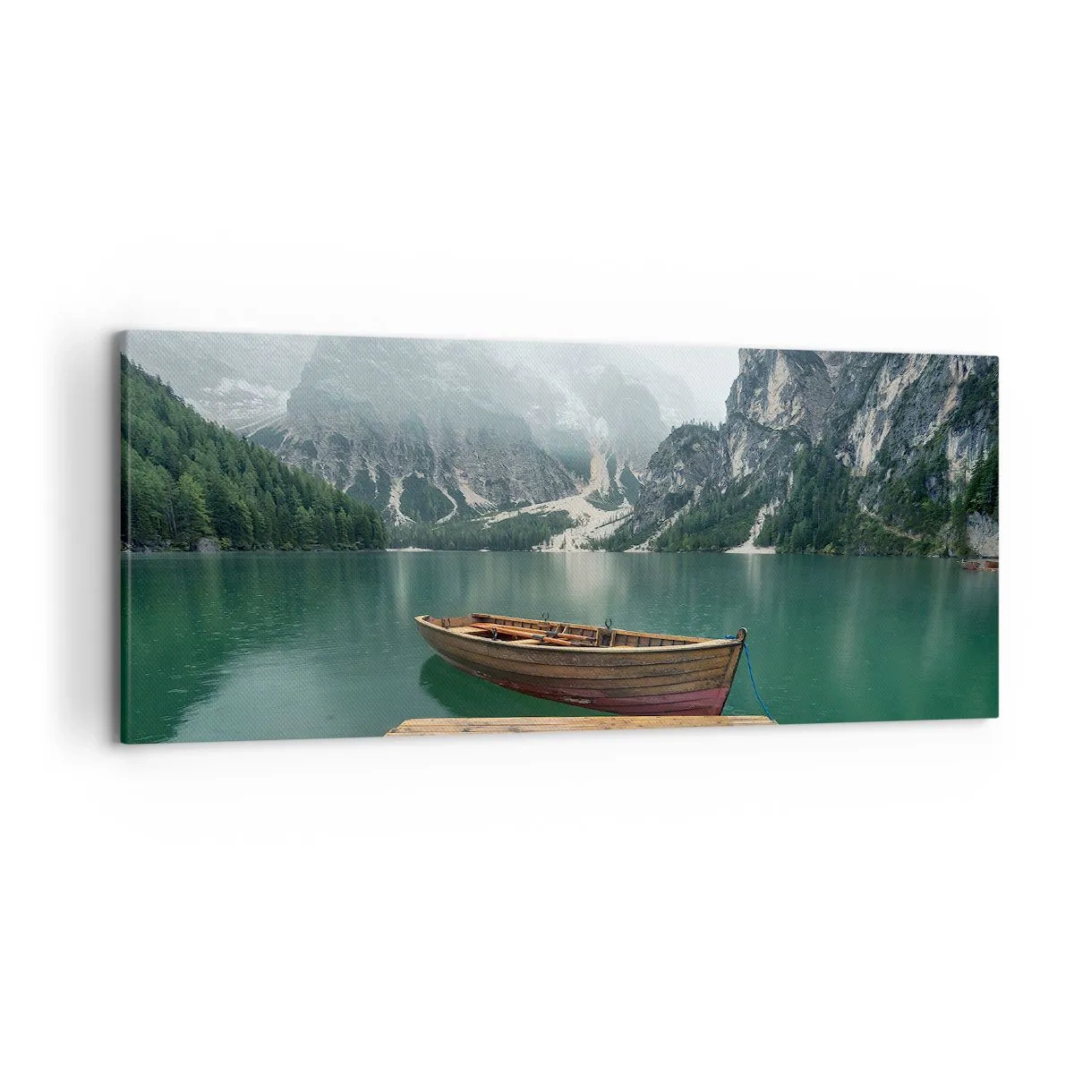 Cuadro sobre lienzo - Impresión de Imagen - Un barco de madera en un muelle en un lago rodeado de montañas. - 120x50cm - Paisaje inolvidable - Decoración de pared moderna para salón y dormitorio ARTTOR