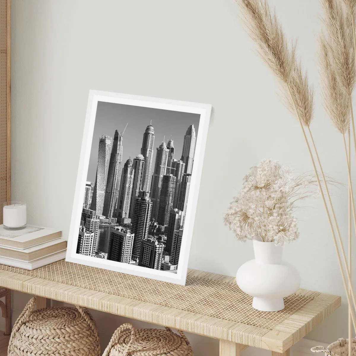 Póster en marco blanco - Ciudad sobre el desierto - 50x70 cm